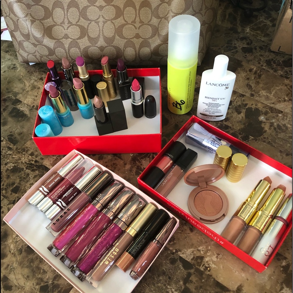 Lipstick bundle! All name brand! Moving & must go!